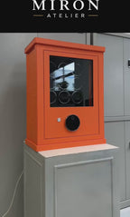 Video of the Miron Atelier's "Louvre" Watch Winder.